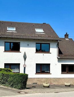 Quierschied: Freist. Einfamilienhaus mit Do-Garage - Quierschied