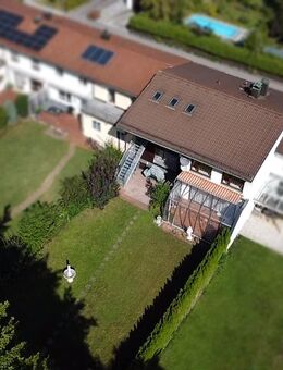 Familienidyll mit großem Südgarten - großzügiges Reihenmittelhaus mit vielen Möglichkeiten - München