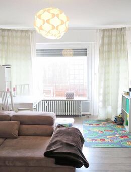 Schöne und helle 3 Zimmer-Wohnung mit Südbalkon und Garage in Bad Oeynhausen - Südstadt/Nähe HDZ - Bad Oeynhausen