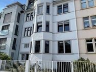 NORDEND HOLZHAUSENVIERTEL: Renovierte Altbauwohnung mit 2 Balkonen und EBK - Befristet bis Anfang 2026! - Frankfurt (Main)