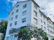 Interessante Kapitalanlage in aufstrebendem Viertel. 3-Zimmerwohnung in gepflegtem Haus mit Garage - Stuttgart