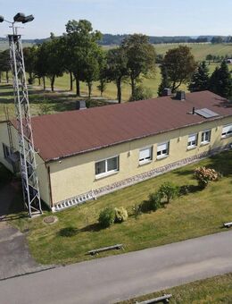 Einzigartiges Einfamilienhaus mit Gewerbefläche in traumhafter Alleinlage - Sayda