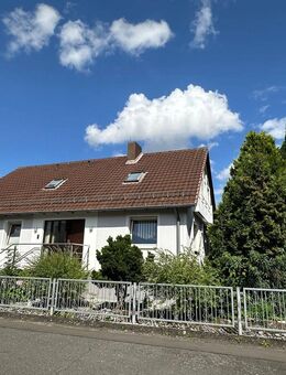 Geräumiges Haus mit großem Grundstück in ruhiger Lage in Duderstadt zu verkaufen - Duderstadt