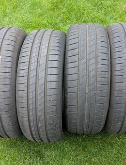 1 Satz Reifen Goodyear EfficientGrip Performenc, Größe 195/55 R16 - Berlin