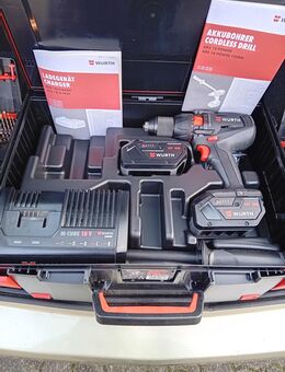 Würth Akku Schlagbohrschrauber Artikelnummer 5701405002, mit 2x Würth Bohrersets - Siegen (Universitätsstadt) Zentrum