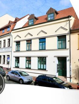 Historisches Mehrfamilienhaus mit 7 Wohnungen, Gewölbekeller & ca. 515 m² vermietbare Fläche! - Rostock