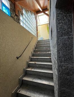 Wünderschöne 2-Raum Souterrainwohnung in Leutzsch - Leipzig