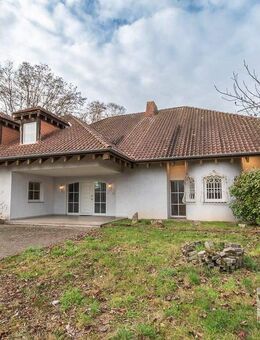 BUNGALOW - exklusives Einfamilienhaus mit Garage und potenziell bebaubarem Grundstück in Dudweiler! - Saarbrücken