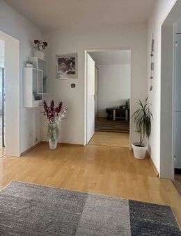 Sicher investieren: Vermietete 2-Zimmerwohnung in gefragter Lage von Neutraubling - Neutraubling