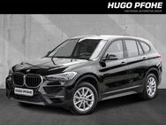 BMW X1, xDrive20i Advantage Alarman, Jahr 2021 - Schwerin