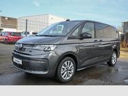 VW T7 Multivan, Multivan life Lang, Jahr 2022 - Duisburg