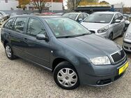 Skoda Fabia 1.2*Ambiente*Klima*1.Hd*TÜV+Kette NEU !! - Berlin