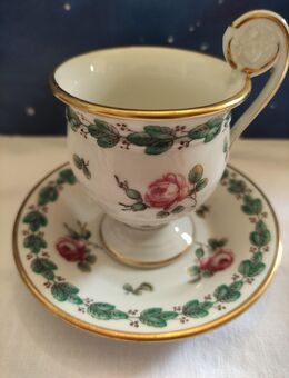 Genori Porzellan Italien Tasse Mokkatasse rote Rose Blumen sehr gut erhalten - Grünendeich