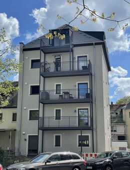 Stilvolle und kernsanierte EG Wohung, 3-ZKB mit Garten & Terasse in Trier, - Trier