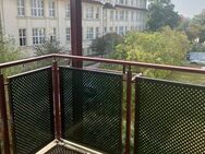 Bezaubernde Wohnung mit schönem Balkon, Bad mit Wanne und Dusche! - Riesa