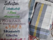 Herrentaschentücher werden bestickt mit Name oder Opa,Papa oder - Stuttgart