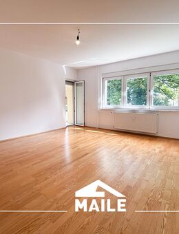 Sonnige und frisch renovierte 2,5-Zimmerwohnung mit EBK - Stuttgart