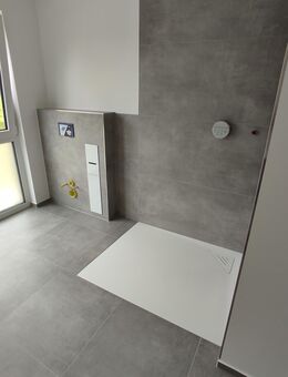 Karmi Bau*Polnische Handwerker*Sanierung*Renovierung*Elektro*Sanitär*Ausbau*Neubau*Innenausbau - Frankfurt (Main)