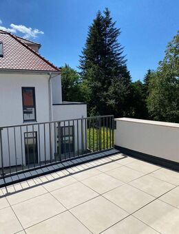 Moderne, lichtdurchflutete 3-Zimmer Wohnung- Erstbezug - Dinkelscherben