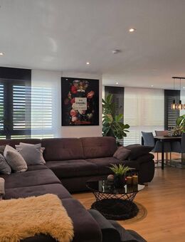 Exklusives Wohnerlebnis in naturnaher Lage: Stilvolle Doppelhaushälfte in Marxzell - Marxzell