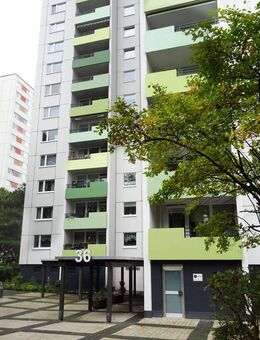 TOP 3,5-Zimmer-Wohnung mit Balkon, Einbauküche und PKW-Tiefgaragenstellplatz in Hagen-Helfe zu vermieten - Hagen (Stadt der FernUniversität)
