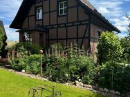 Ein besonderes Schmuckstück mit großem Garten und Teich in Oberndorf zu verkaufen - Bad Laasphe