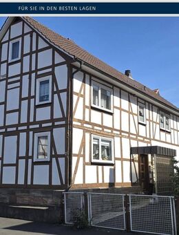 Zweifamilienhaus mit Einliegerwohnung, schönem Garten und Garage - Eschwege