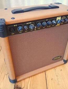 Akustik-Verstärker Stagg 20 AA R – 20 Watt, 2 Kanäle, Federhall - Essen
