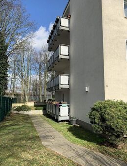 Vermietet wird eine schöne helle Wohnung im 2.Obergeschoss mit Balkon - Bochum