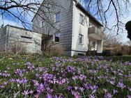Familiendomizil: Einfamilienhaus mit großem Garten und viel Potential - Regensburg