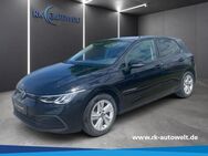 VW Golf, 2.0 TDI Life, Jahr 2020 - Werl