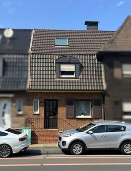 Charmantes Reihenmittelhaus mit Geschichte und Wohlfühlfaktor in Oberhausen-Klosterhardt - Oberhausen