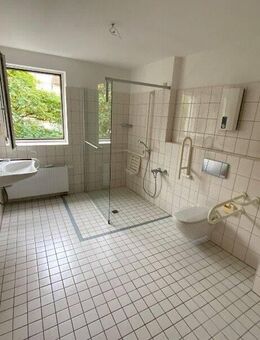 WBS benötigt! 4-Zimmer-Wohnung mit bodengleicher Dusche in Bad Neuenahr-Ahrweiler zu vermieten! - Bad Neuenahr-Ahrweiler