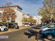 Mehrfamilienhaus mit Anbau und Garage - Dortmund