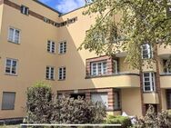 Parkwohnanlage Lindenhof! Vermietete Etagenwohnung mit einem Balkon zum begrünten Innenhof! - Berlin