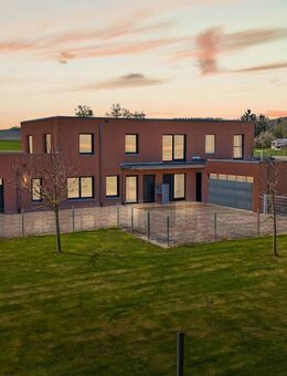 Exklusives Anwesen mit Wohnhaus, Tierarztpraxis & Reitanlage auf 50.387 m2 - Klettgau
