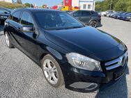 Mercedes A 220, PDCvo hi FUNKTION, Jahr 2012 - Boxberg (Baden-Württemberg)