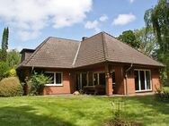 Geräumiges Einfamilienhaus auf großem, idyllischem Grundstück in Hollwege - Westerstede