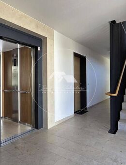 Architektonisches Wohnerlebnis mit Stil und Charakter - Marklkofen