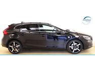 Volvo V40 2.0 T5 245 PS Inscription Pano Navi Keyless - Teltow