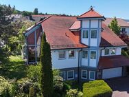 Außergewöhnliches Einfamilienhaus mit Turm, Wintergarten und viel Platz für die ganze Familie - Baunatal