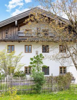 Liebhaberobjekt: Seltenes Gutshof-Mehrparteienhaus mit 8 WE + Eigentümerwohnung - Preis auf Anfrage! - Amerang