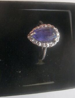 Ring mit Tansanit (2,10 ct) - Kaiserslautern Zentrum