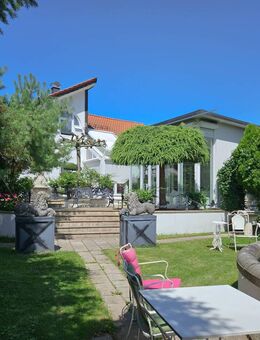 Traumhaft schönes Anwesen mit parkähnlichem Garten und Wellnessbereich - Essingen (Baden-Württemberg)