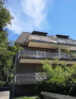 Wohngefühl mit Charme: Gemütliche 2,5-Zimmer-Wohnung mit Balkon - Baden-Baden