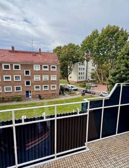 Frisch renovierte 3-Zimmer-Wohnung mit Balkon in SZ-Gebhardshagen - Salzgitter