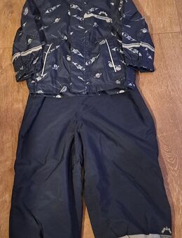 2-teiliges gefüttertes Matschset für Jungs Gr.104 von C&A - Königswinter