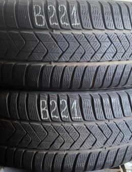 2x Winterreifen Pirelli Sottozero 3 (RSC) 225/45 R18 95H Dot2320 5mm B221 - Euskirchen Zentrum