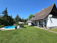 Gepflegtes Einfamilienhaus mit Loggia und Pool auf großem Grundstück in Biesenthal - Biesenthal