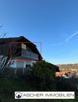 Gemütliche Dachgeschosswohnung mit Balkonen in ruhiger Lage - Passau